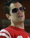 Johnny Knoxville y Cher juntos en The Drop-Out